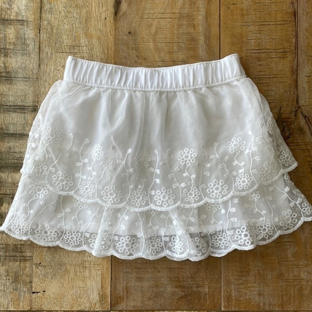 Carter’s lace skirt 3t